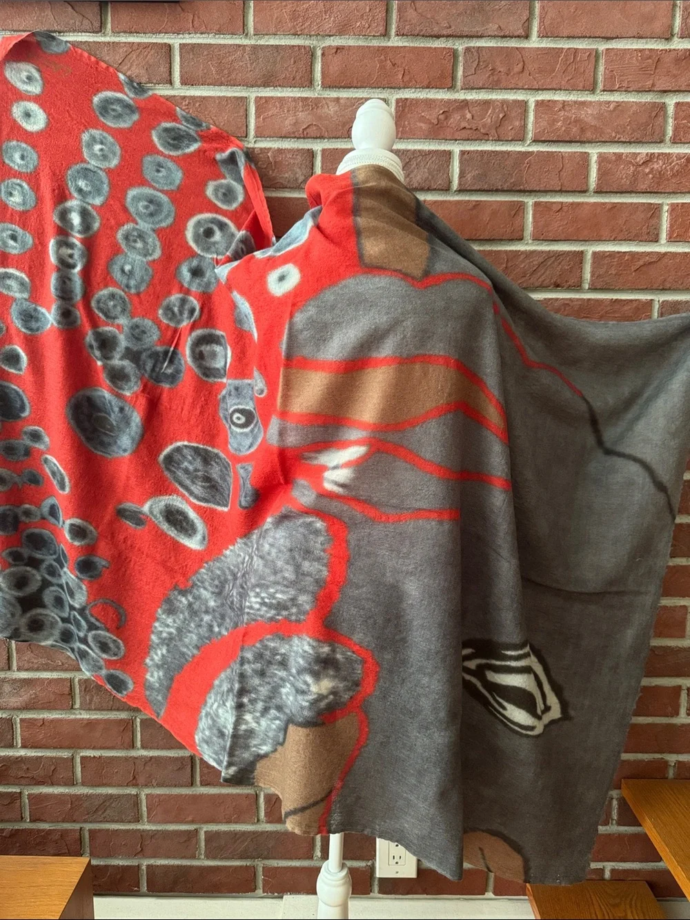 Rhino Klimnt LALELA Wool Cashmere Silk Unique Art Shawl Signed Scarf 38”x68”NWOT